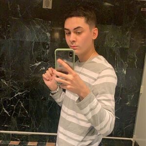 Meet your Posher, Alex